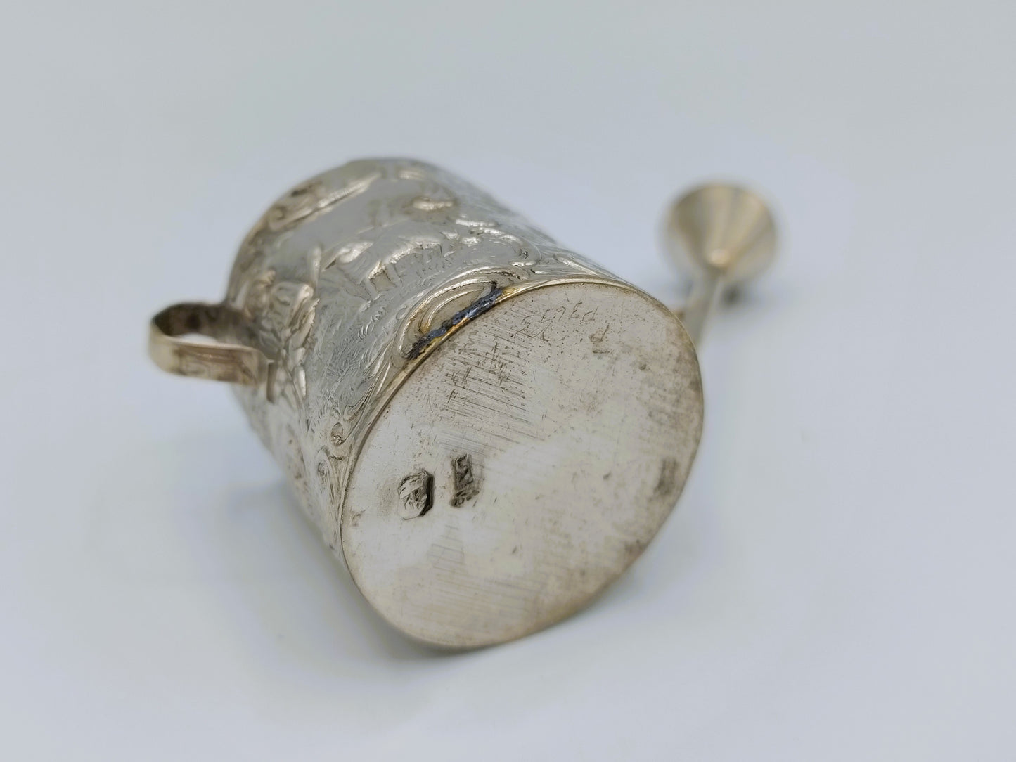 Silberne Miniatur-Gießkanne, 19. Jahrhundert