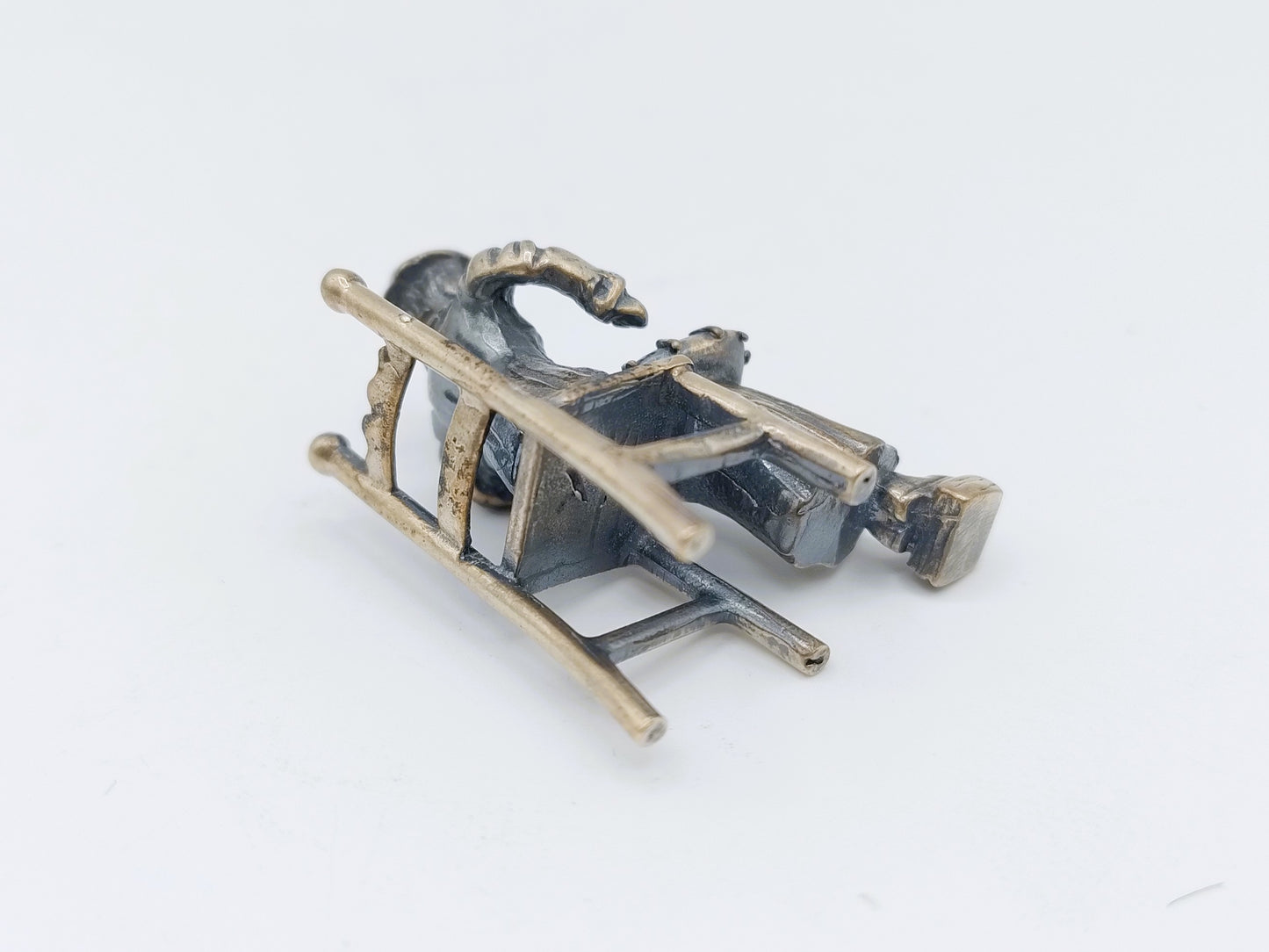 Zilveren miniatuur kantklosser, Amsterdam, ca. 1980