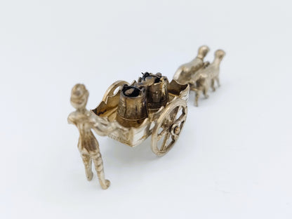 Miniatur-Mann aus Silber mit Hundewagen, 20. Jahrhundert