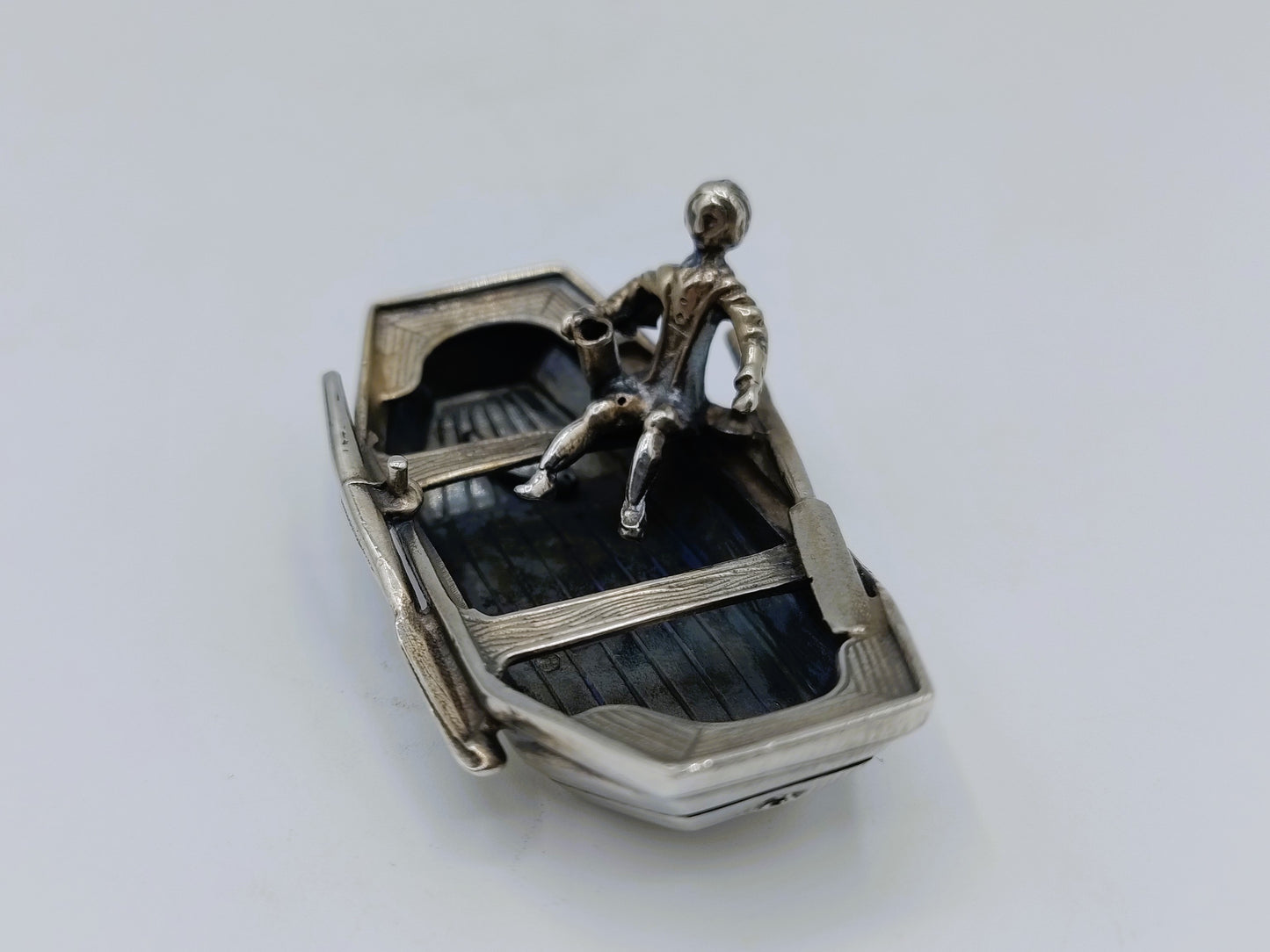 Zilveren miniatuur roeiboot, Amsterdam, 1985