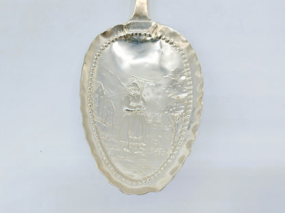 Grote zilveren roomlepel, L. Neresheimer & Co, Hanau, 1905