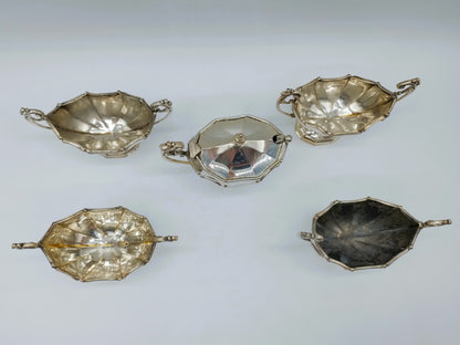 4 Zoutkommen + zoutvat met binnenbak en lepel, Deakin, Chester, 1897