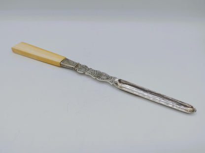 Zilveren mergboor met benen heft, J.M. Steiger, Amsterdam, 1852