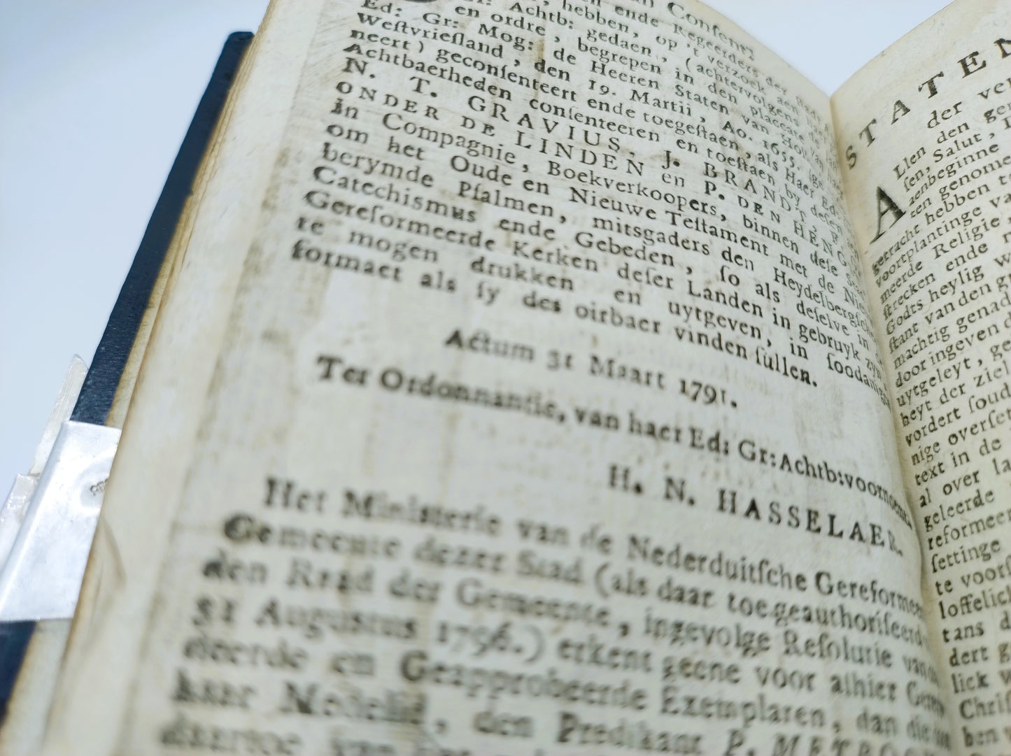 18e Eeuwse Bijbel met zilveren slot, Den Haag, 1791 / 1900