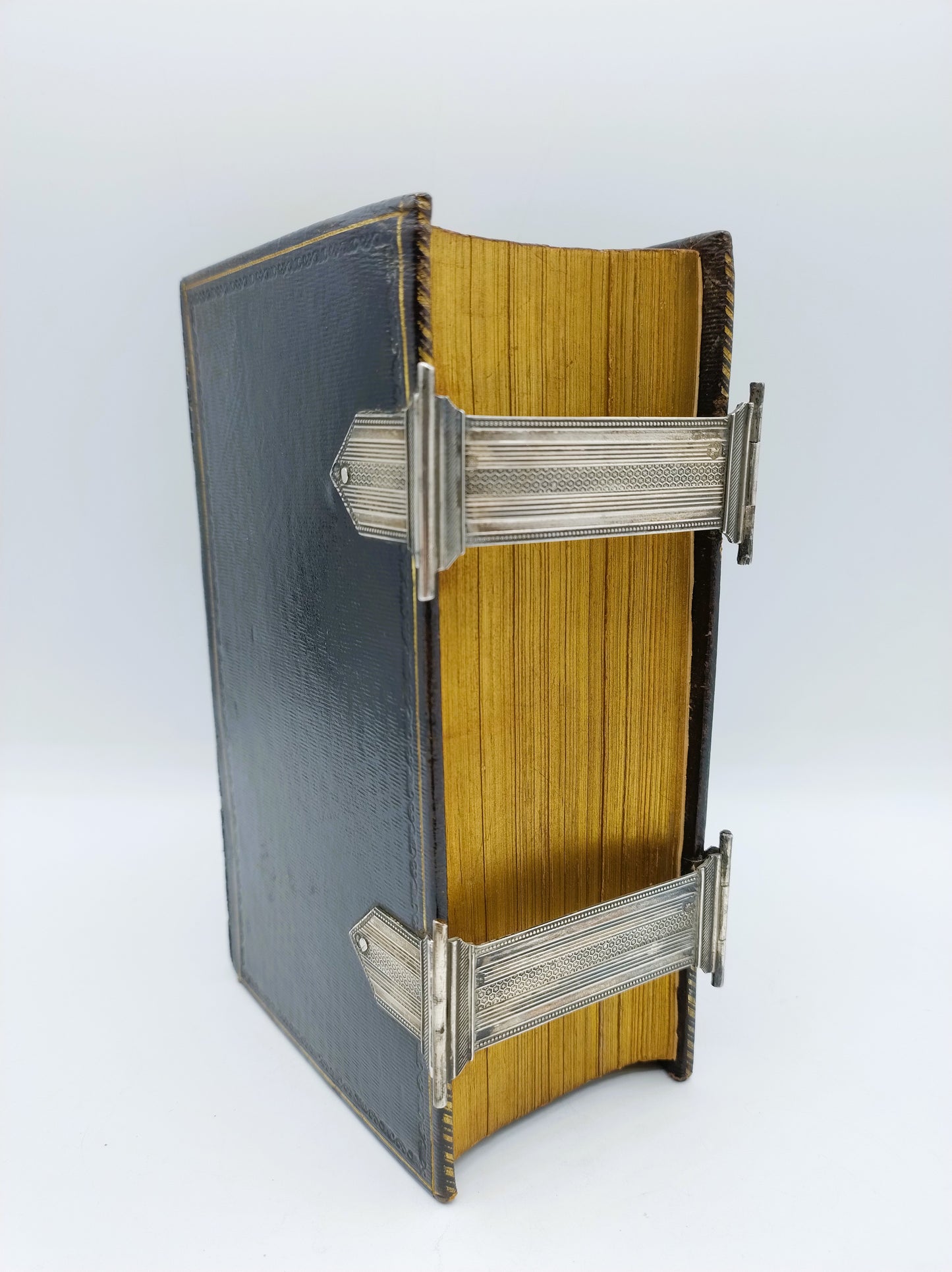 Bibel mit silbernen Schließen, H.H. van de Dool, Schoonhoven, 1841