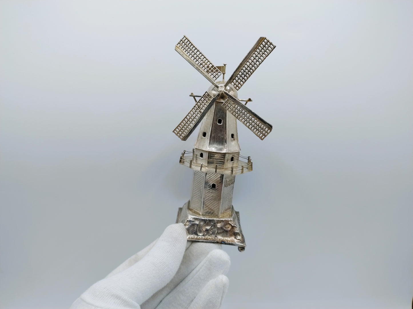 Grote zilveren miniatuur molen, J. Verhoogt, Hoorn, 1928