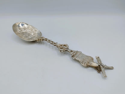 Zilveren sierlepel met wapen, A. de Groot-Boersma, Sneek, 1901