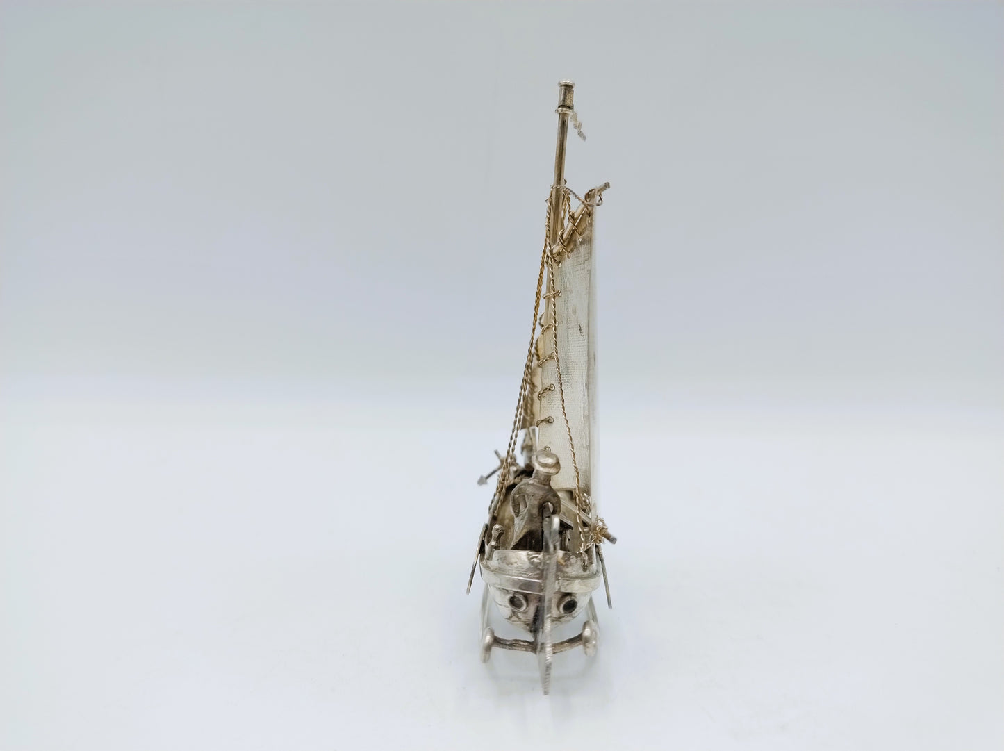 Zilveren miniatuur vissersboot, J. van Dijk, Hoorn, ca. 1915