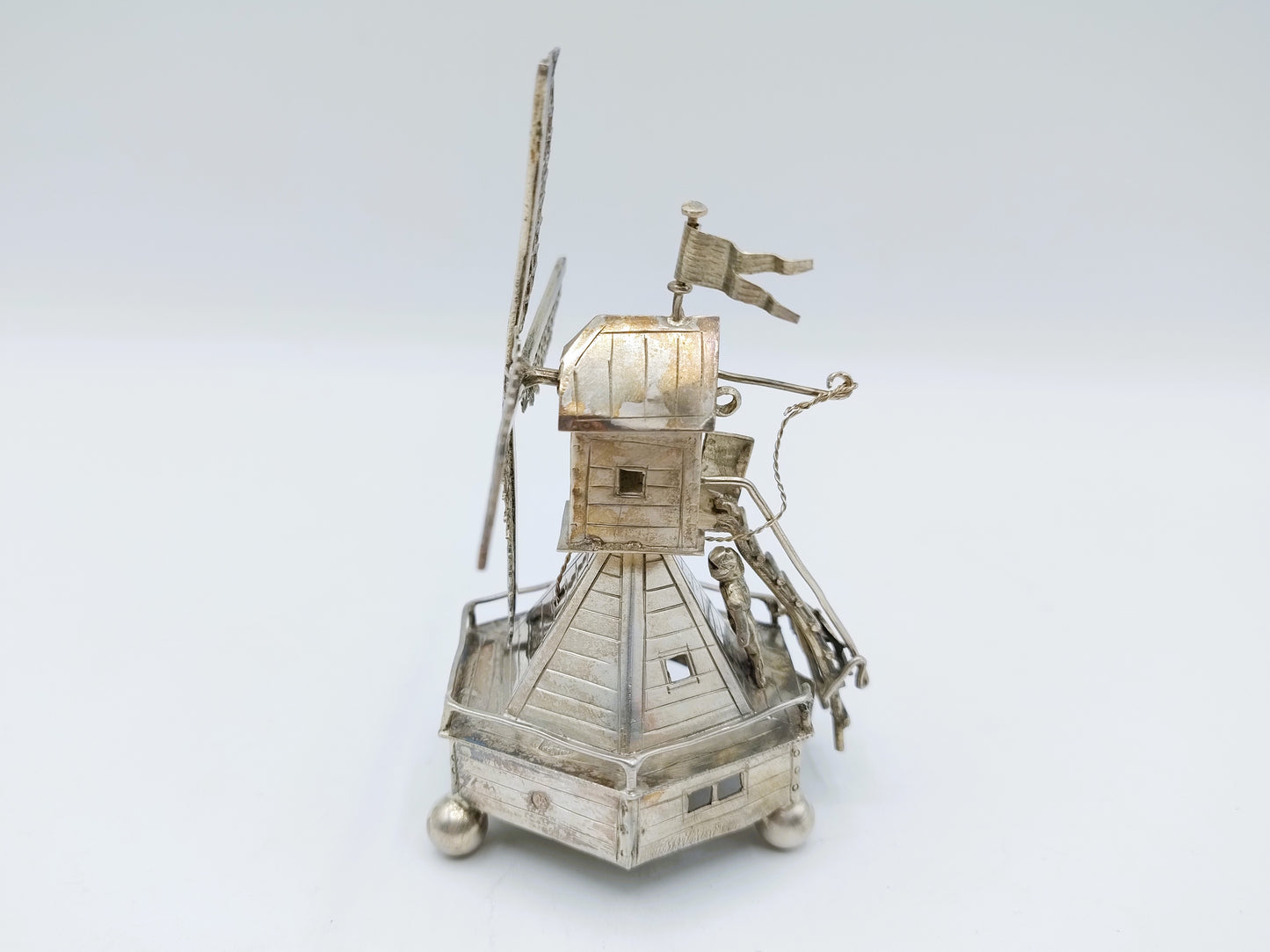 Zilveren miniatuur molen, J. van Straten,  Hoorn, 1899