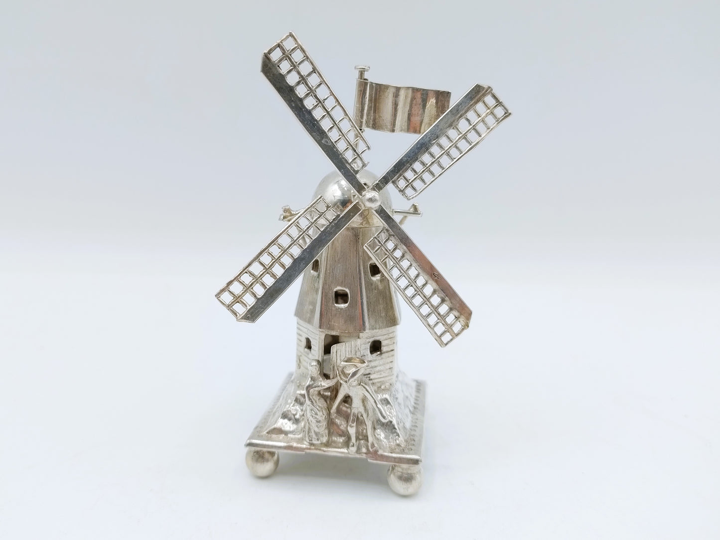 Zilveren miniatuur molen, J. Verhoogt, Hoorn, 1903