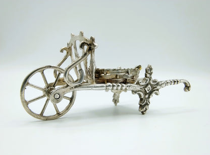Miniatuur kruiwagen met vismand,  J. Verhoogt, Hoorn, ca. 1910
