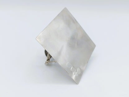 Zilveren miniatuur, boerin met juk, J. Verhoogt, Hoorn, 1910