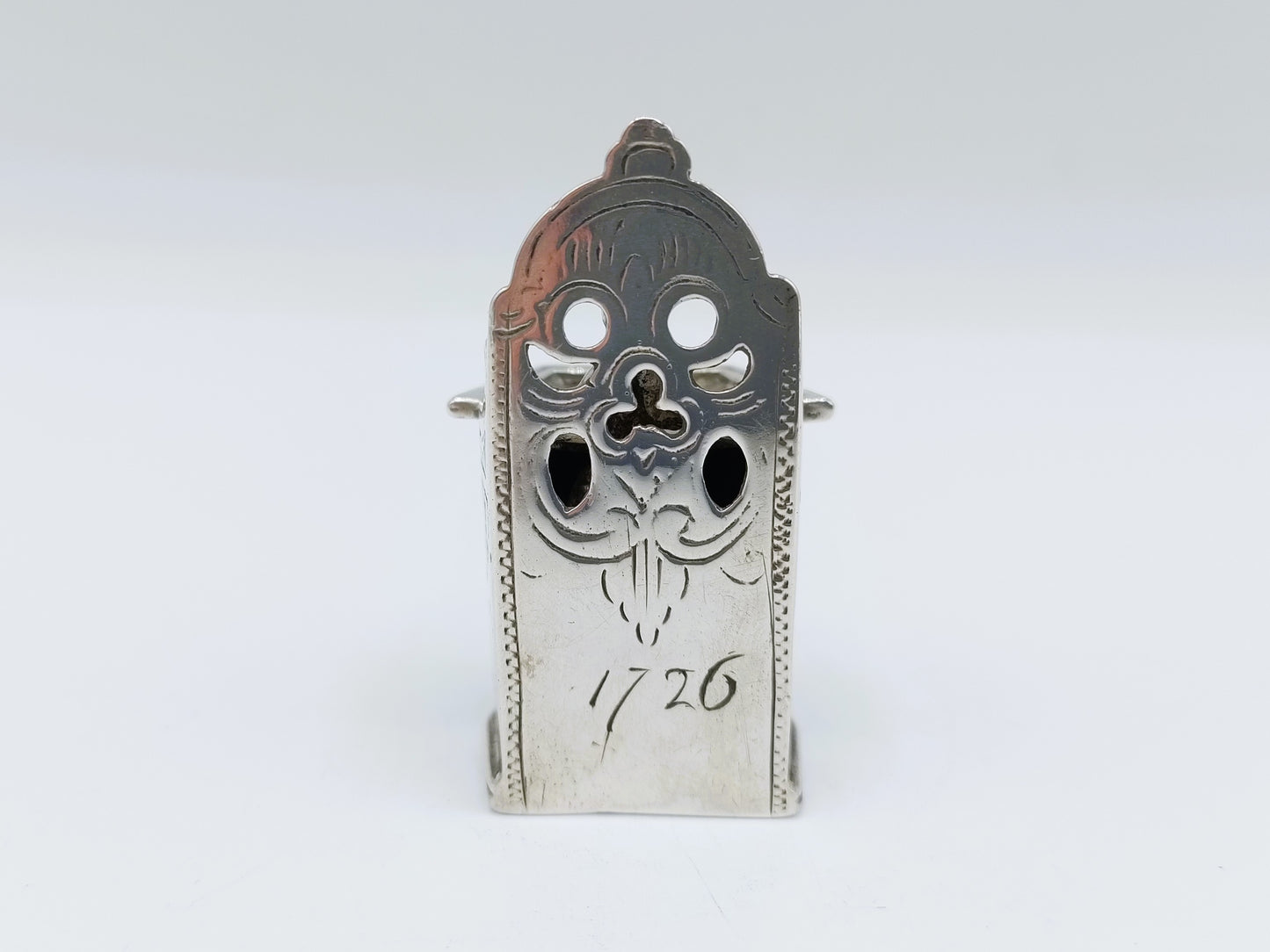 Zilveren miniatuur kinderstoel,  R. Scheltens, Groningen, ca. 1860