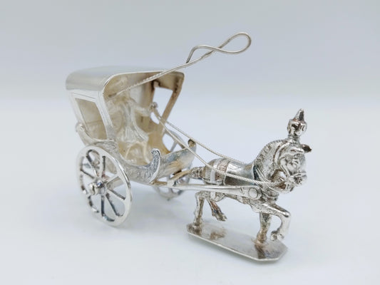 Zilveren miniatuur sjees met paard, A. van Geffen, Amsterdam, ca. 1730