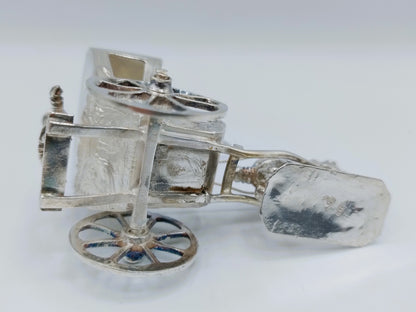 Zilveren miniatuur sjees met paard, A. van Geffen, Amsterdam, ca. 1730