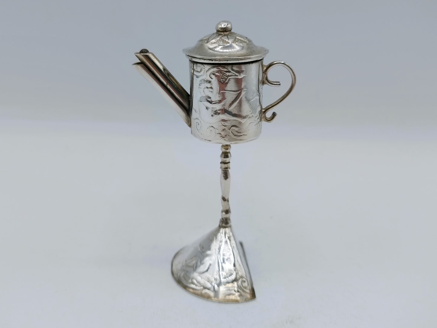Miniatuur snotneus,  J. Verhoogt, Hoorn, ca. 1915