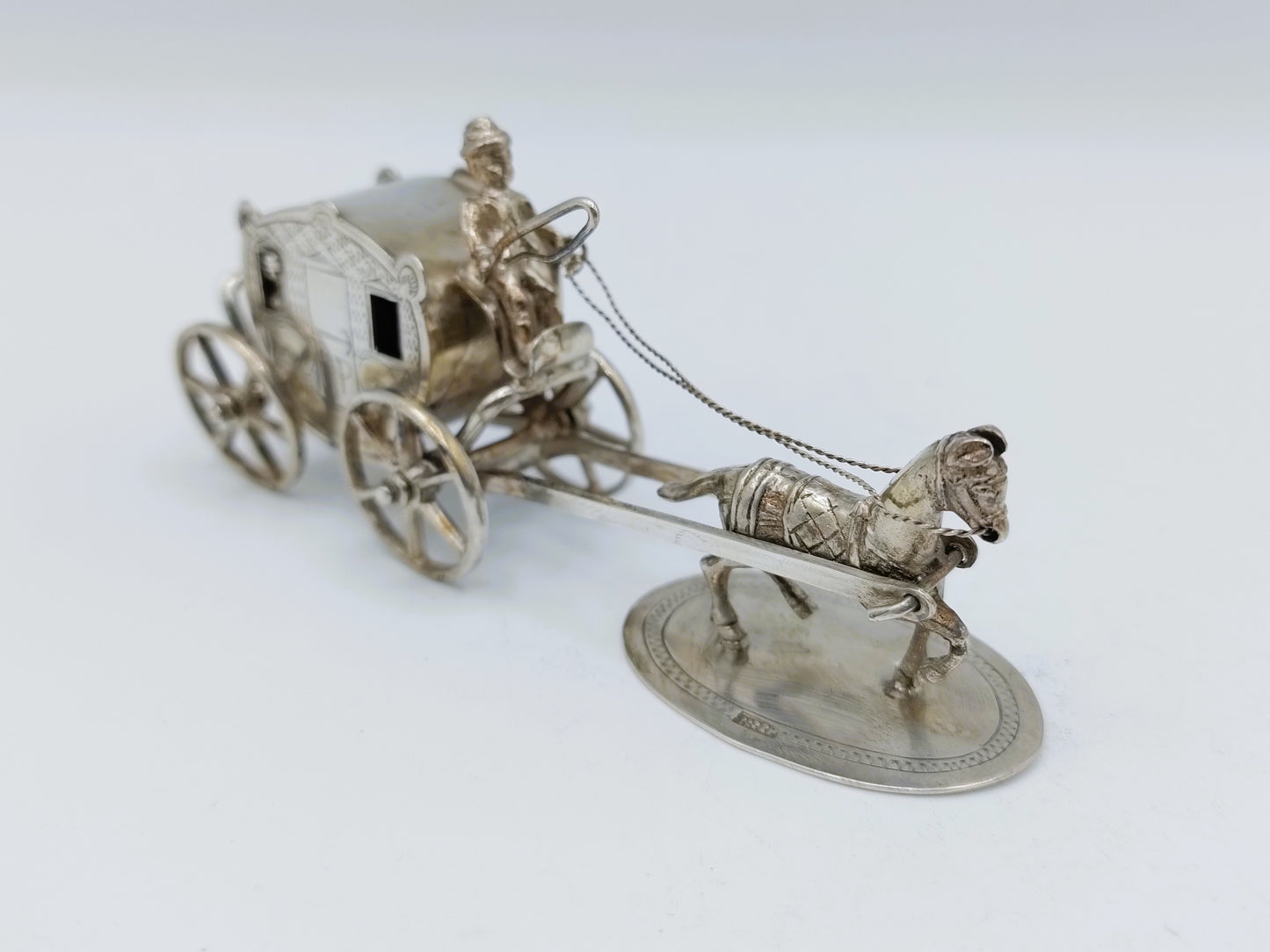 Zilveren miniatuur postkoets J.S. Zwanenburg & Zn, Sneek, 19e eeuws