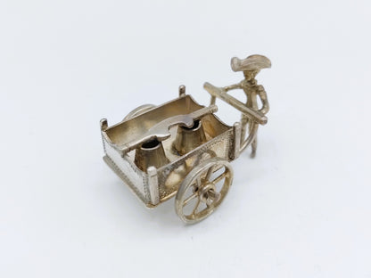 Zilveren miniatuur melkboer,  A.F. Westerwaal, Amsterdam, ca. 1910