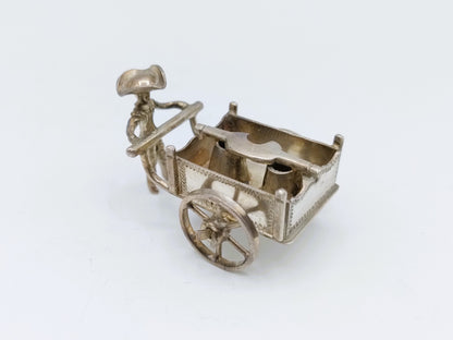 Zilveren miniatuur melkboer,  A.F. Westerwaal, Amsterdam, ca. 1910