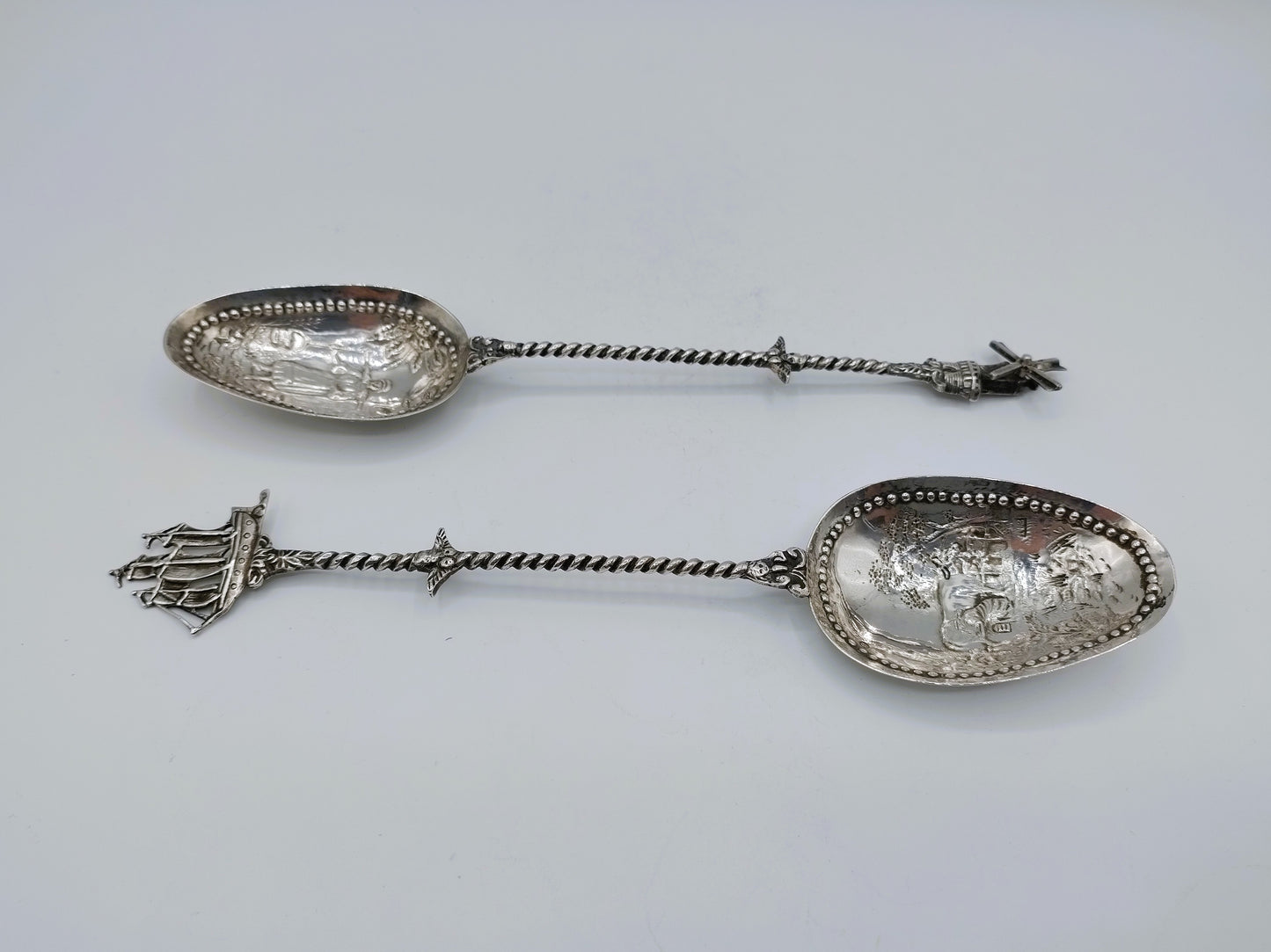 Silver ornamental spoons, Gebr. Niekerk, Groningen, 1904