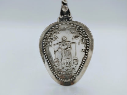 Silver ornamental spoons, Gebr. Niekerk, Groningen, 1904