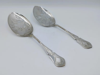 Set of silver fruit spoons / serving spoons, J.M. van Kempen en Zonen, Voorschoten, 1889