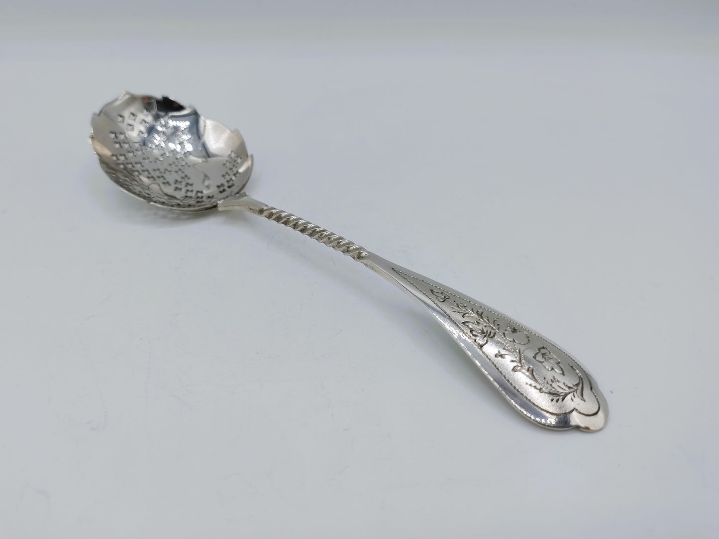 Zilveren strooilepel, Wed. A. Kuijlenburg, Schoonhoven, 1891