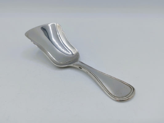Zilveren theeschepje met ovale steel en geprofileerde lepelbak