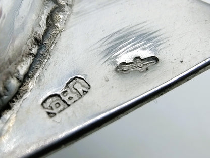 Zilveren miniatuur botter met stuurman, P.A. van der Beek, ca. 1870