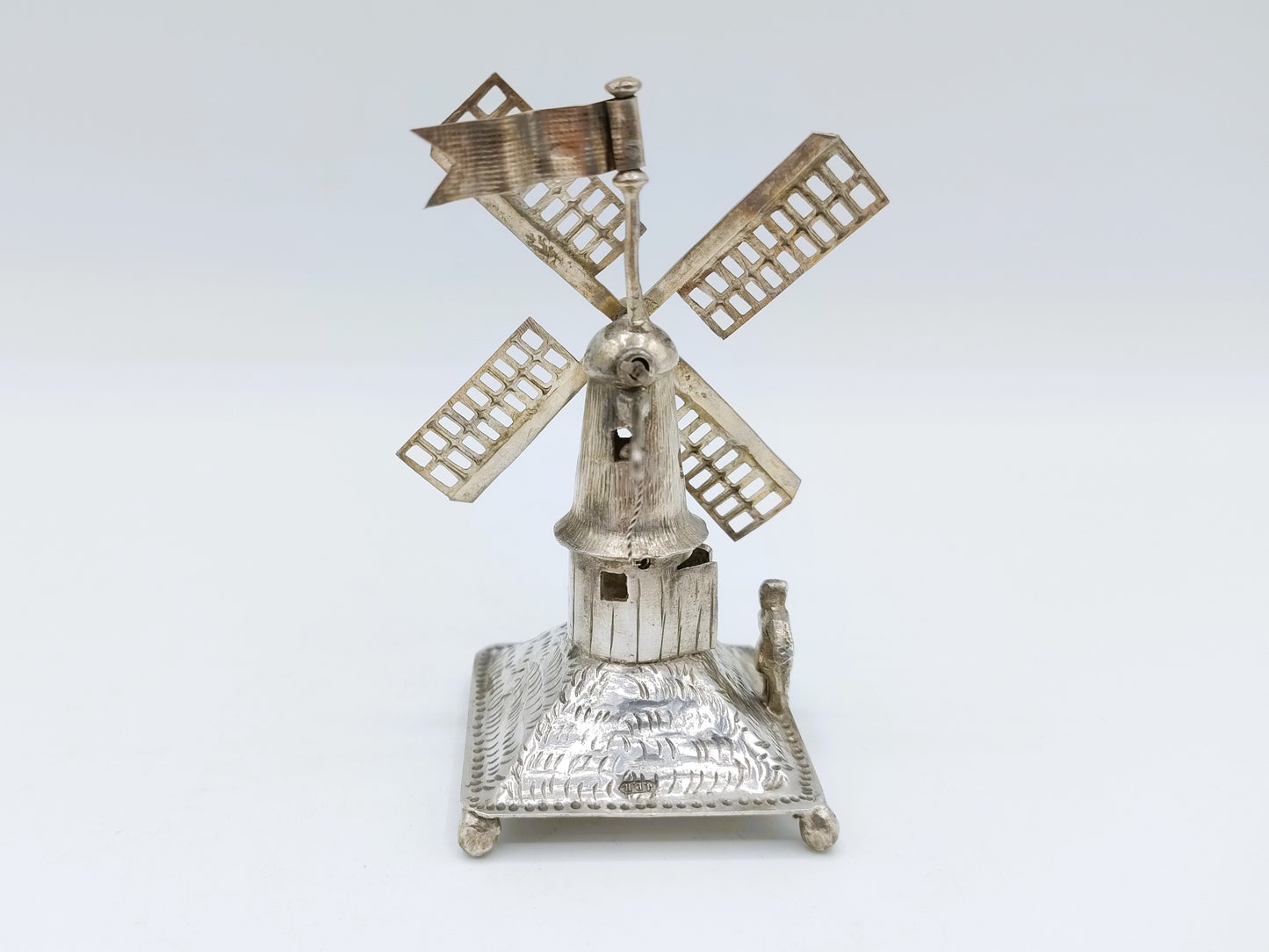 Zilveren miniatuur molen, J. Postmus, Hoorn, 1899-1955