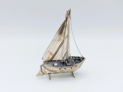 Zilveren miniatuur vissersboot, J. Markus N.V., Amsterdam, vanaf 1965