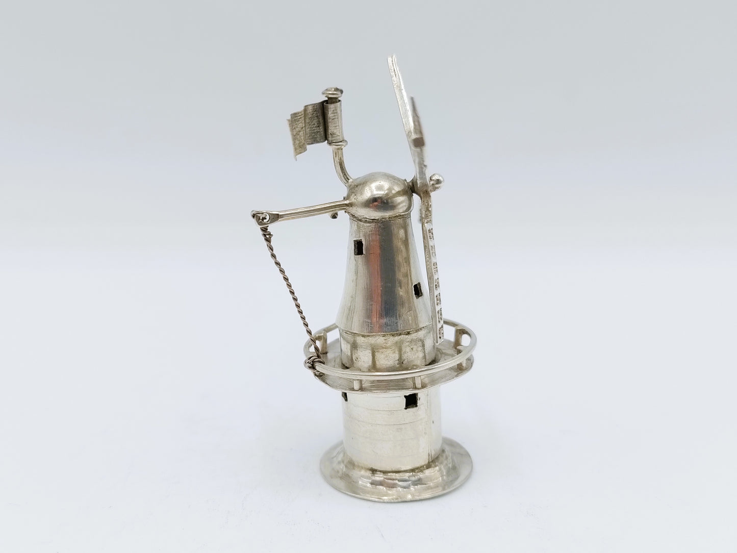 Zilveren miniatuur stellingmolen, J. van Dijk, Hoorn, ca. 1910