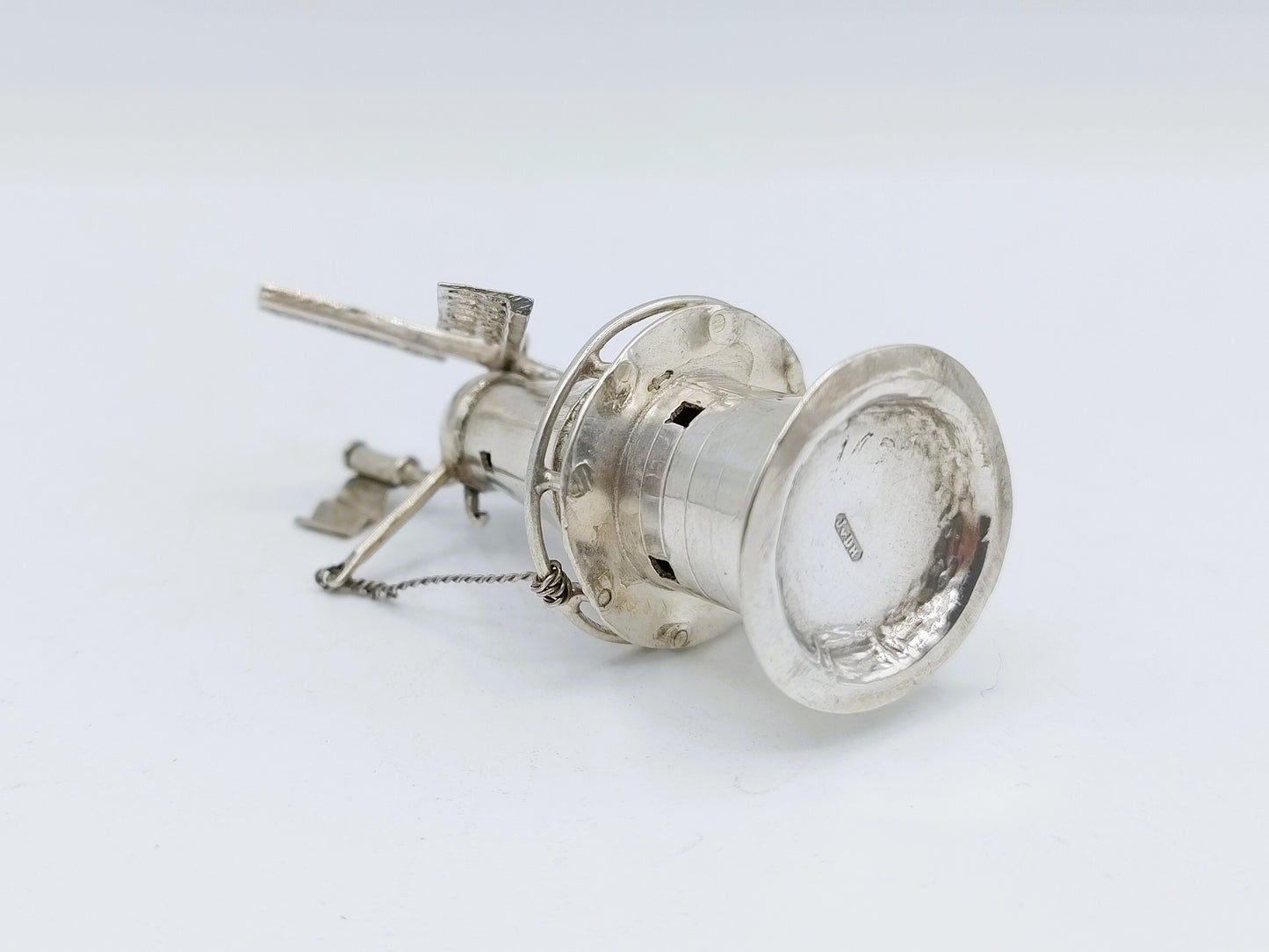 Zilveren miniatuur stellingmolen, J. van Dijk, Hoorn, ca. 1910