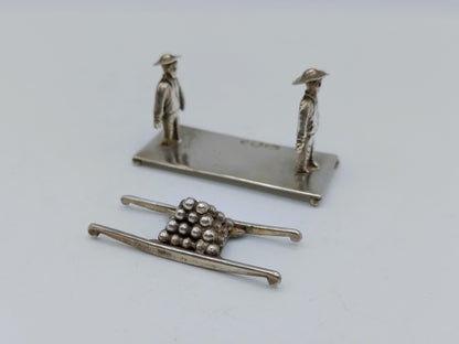 Zilveren miniatuur kaasdragers, J. Mes, Hoorn, 1916