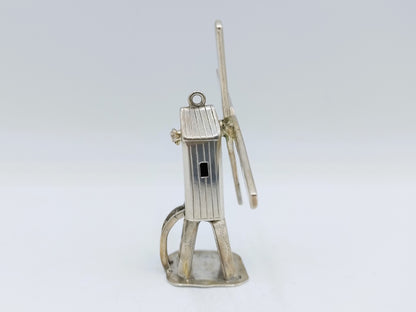 Zilveren miniatuur wipmolen met pseudokeuren, 19e eeuw