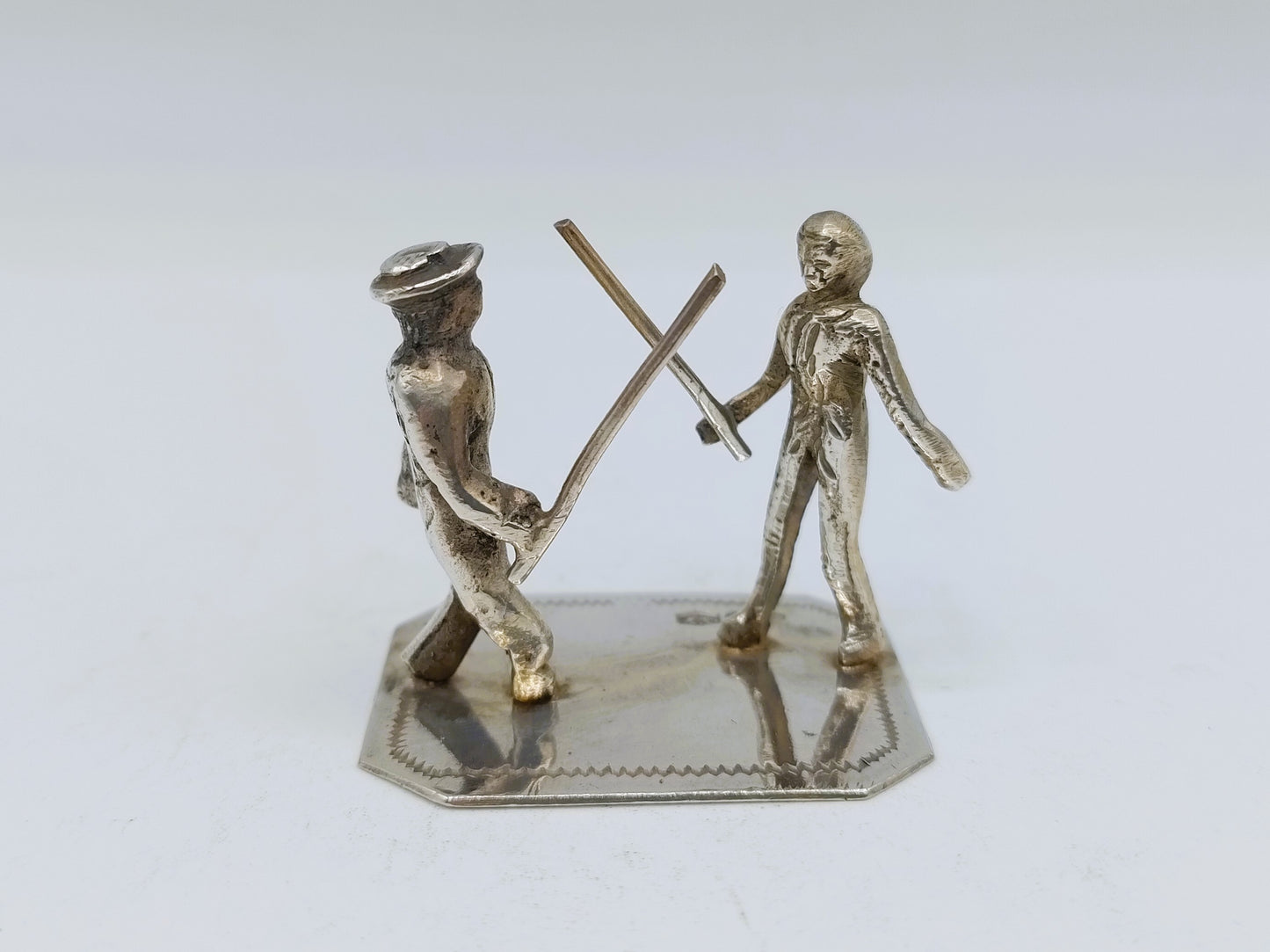 Zilveren miniatuur stokvechters, J. Postmus, Hoorn, 1916
