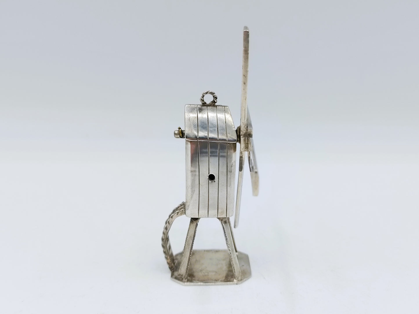 Zilveren miniatuur wipmolen, J.S. Zwanenburg & Zn, Sneek, ca. 1880