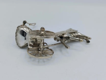 Zilveren miniatuur sjees met koetsier, J. van Dijk, Hoorn, ca. 1910