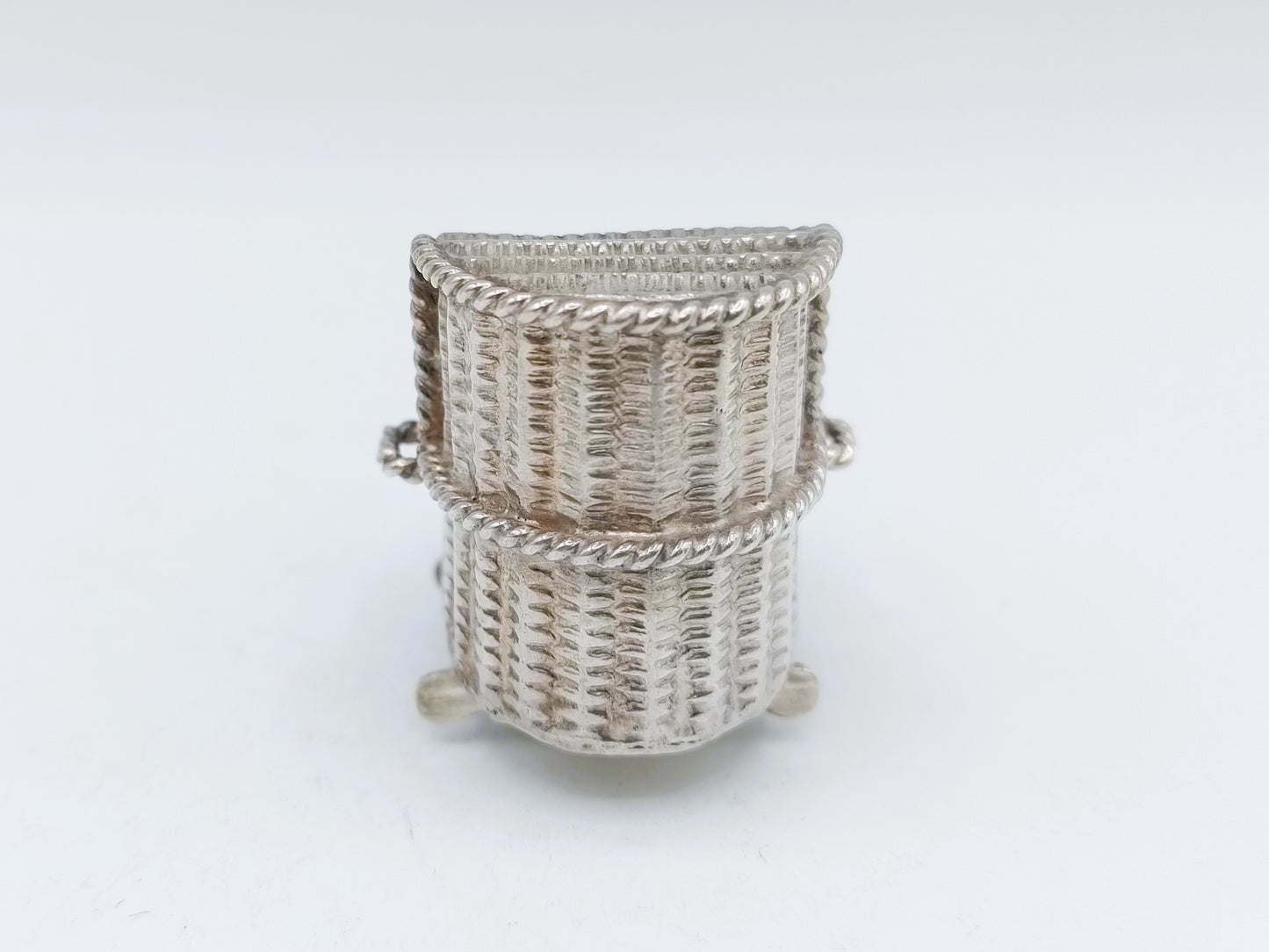 Zilveren miniatuur kapwieg met Kind, H. Hooijkaas, Schoonhoven, 1906-1924