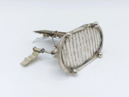 Zilveren miniatuur vissersboot op voet, J. Verhoogt, Hoorn, ca. 1910