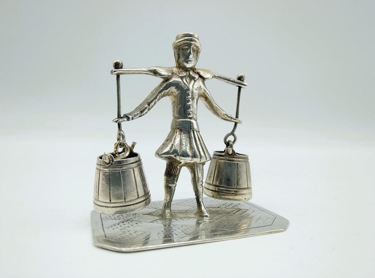 Silberminiatur, Mann mit Joch, J.S. Zwanenburg, Sneek, 1900-1953