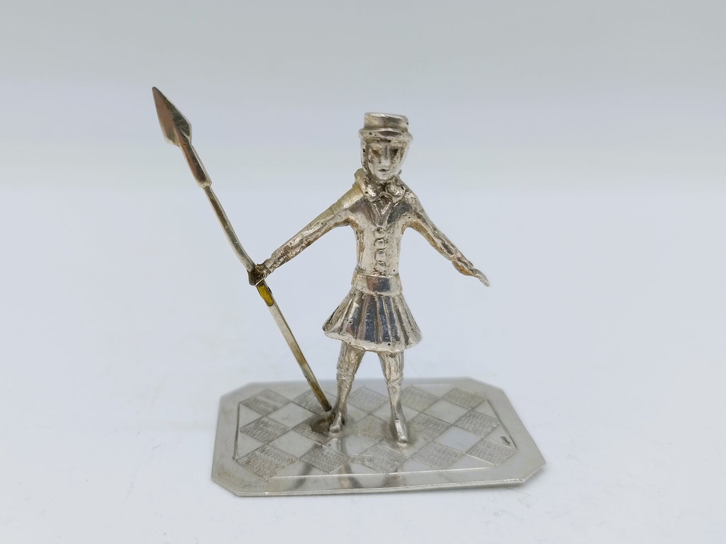 Zilveren miniatuur, schildwacht,  J.S. Zwanenburg, Sneek, 1900-1953