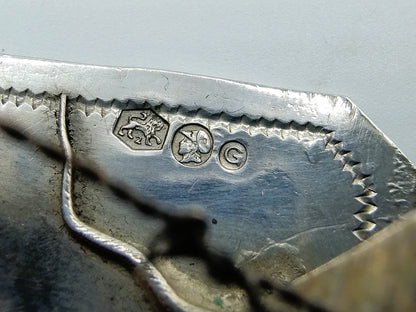 Zilveren miniatuur, man met vlieger, J. Postmus, Hoorn, 1916