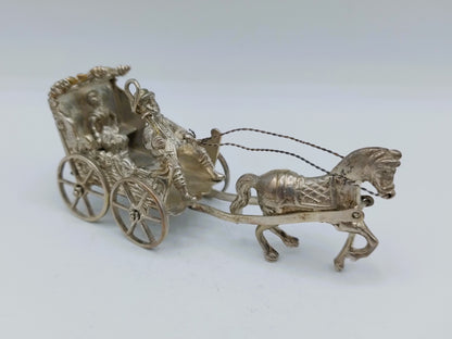 Zilveren miniatuur koets met paard, J.S. Zwanenburg, Sneek, ca. 1920