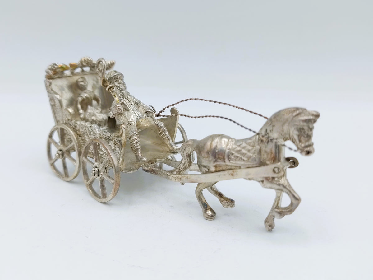 Zilveren miniatuur koets met paard, J.S. Zwanenburg, Sneek, ca. 1920