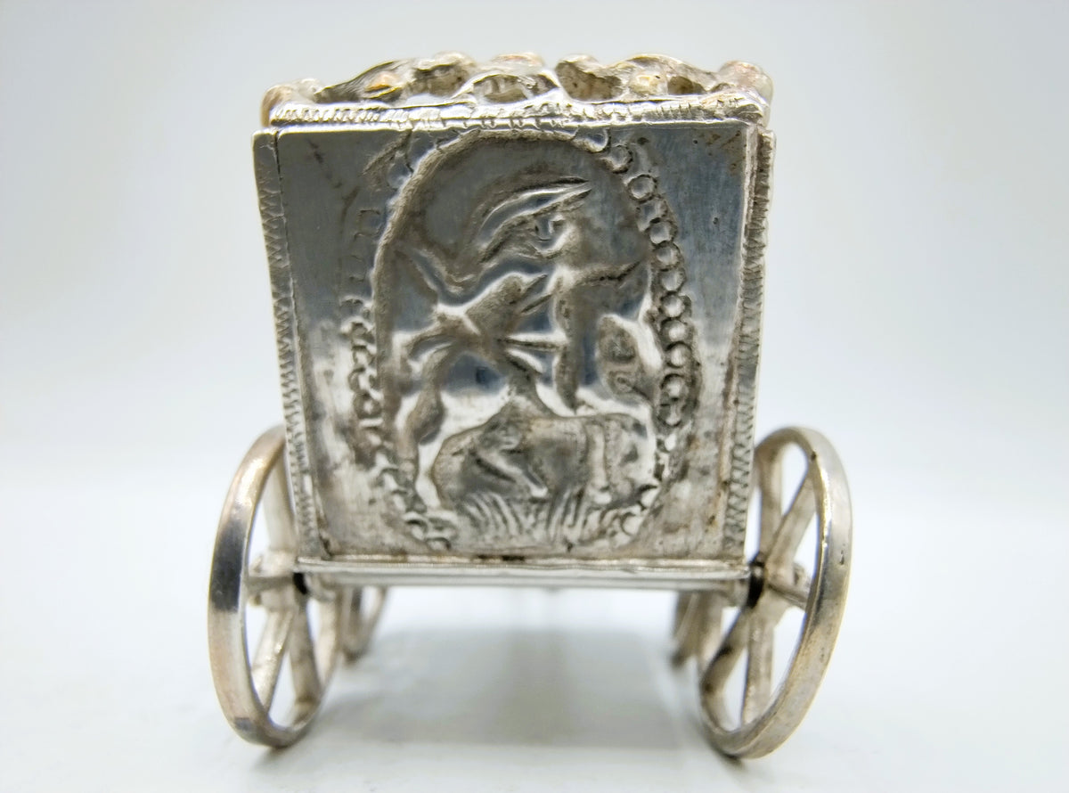 Zilveren miniatuur koets met paard, J.S. Zwanenburg, Sneek, ca. 1920