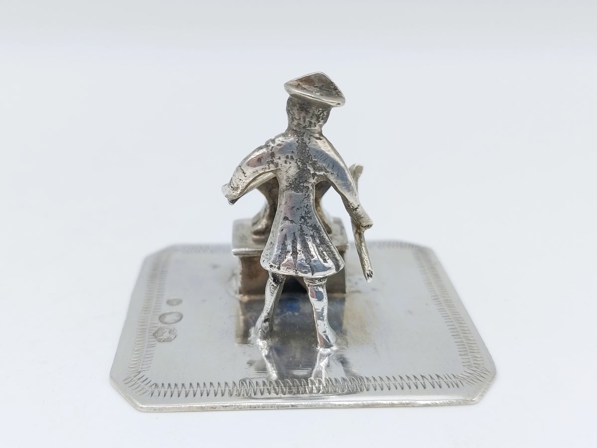 Zilveren miniatuur smid, J. Postmus, Hoorn, 1906