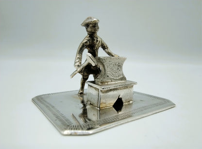 Zilveren miniatuur smid, J. Postmus, Hoorn, 1906
