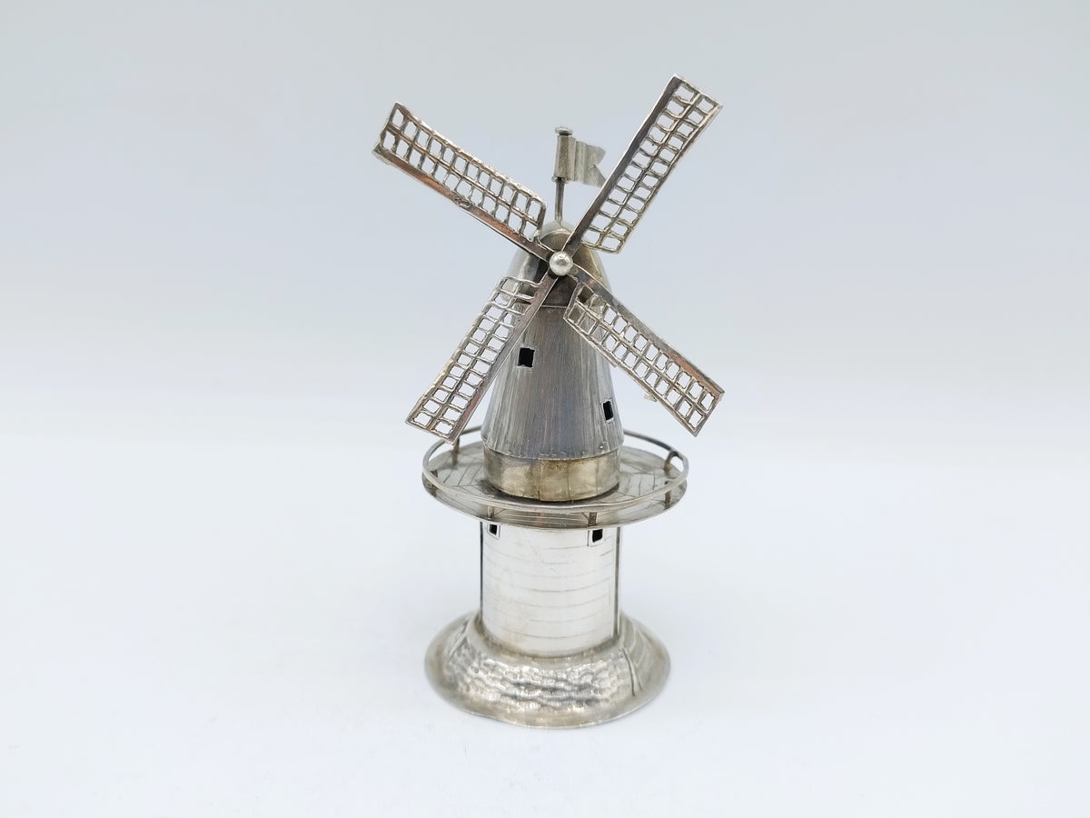 Zilveren miniatuur molen, J. van Dijk, Hoorn, ca. 1920