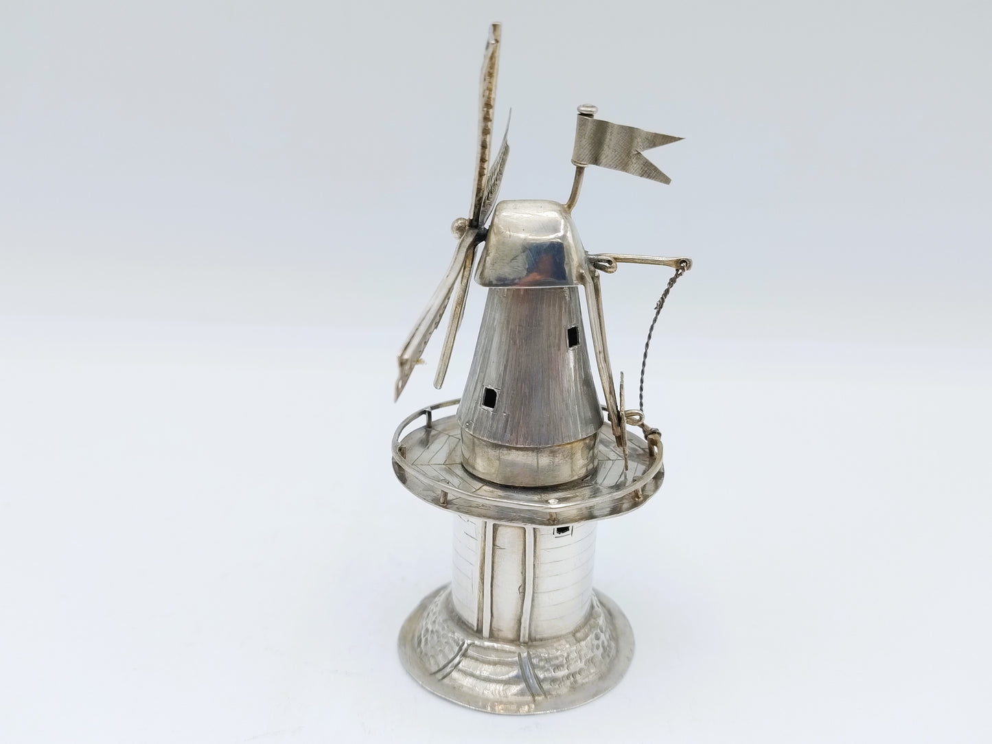 Zilveren miniatuur molen, J. van Dijk, Hoorn, ca. 1920